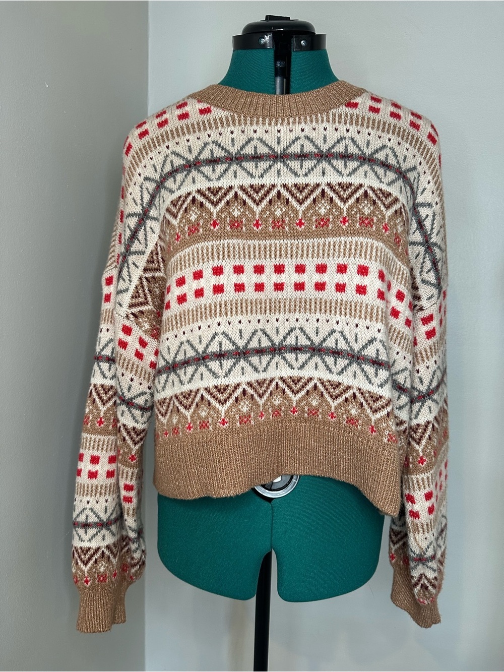 American Eagle Outfitters Fair Isle Crewneck Sweater in Beige, Cream, Red, Gray